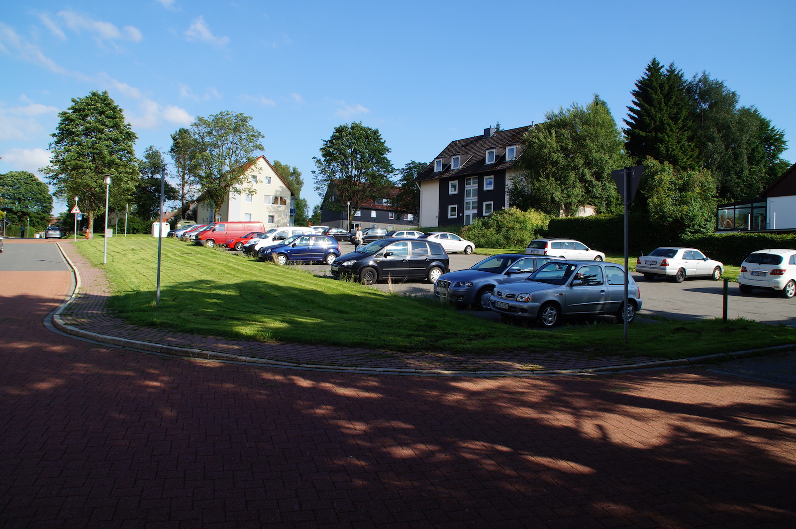 Parkplatz gegenüber